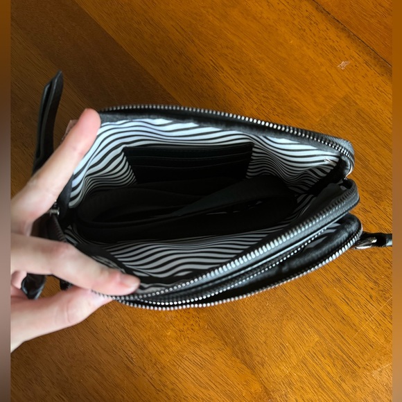 OG Sling Wallet - Picture 3 of 5